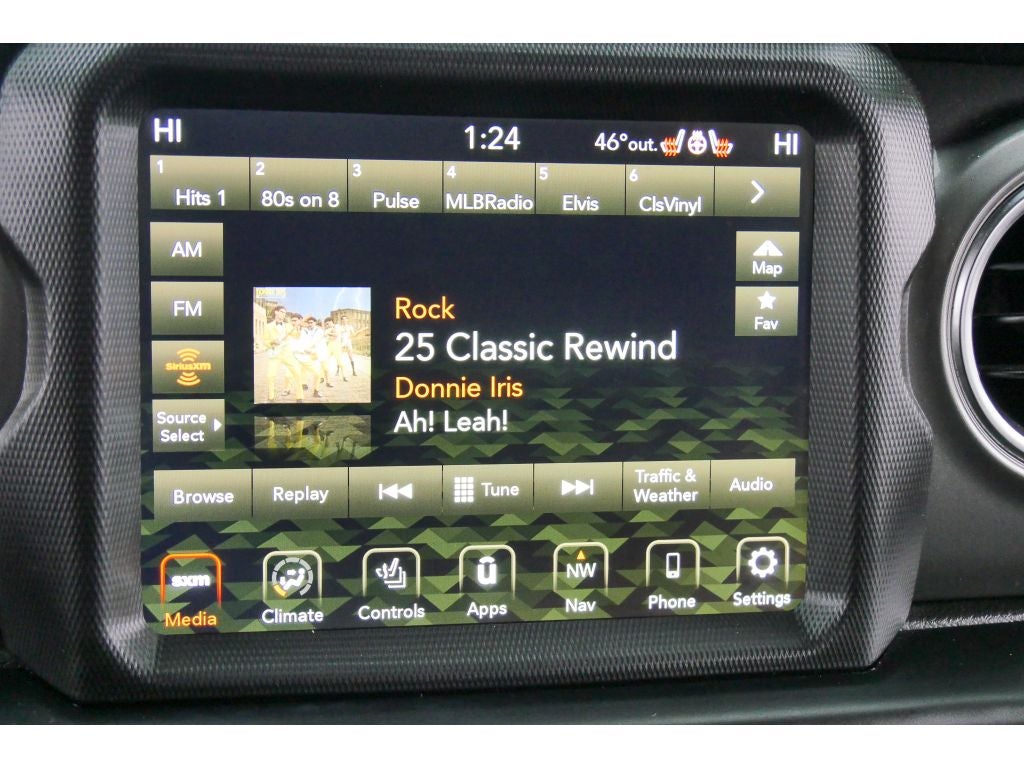 2022 Jeep Wrangler Unlimited Sahara 4x4