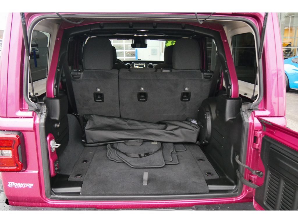 2022 Jeep Wrangler Unlimited Sahara 4x4