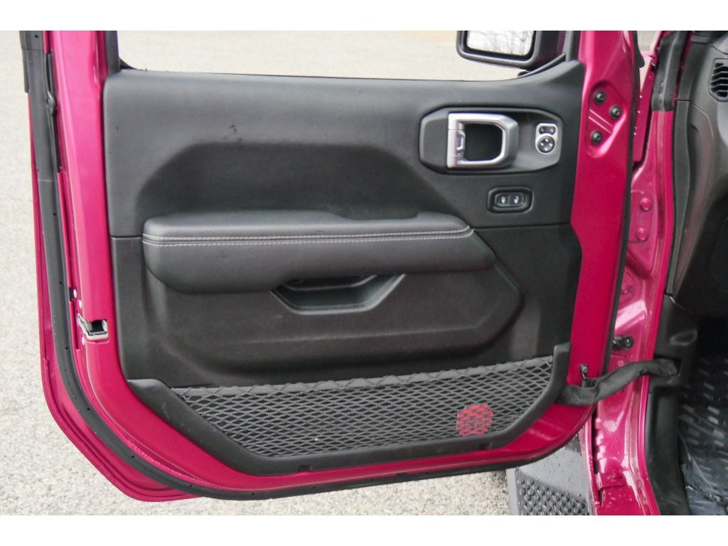 2022 Jeep Wrangler Unlimited Sahara 4x4