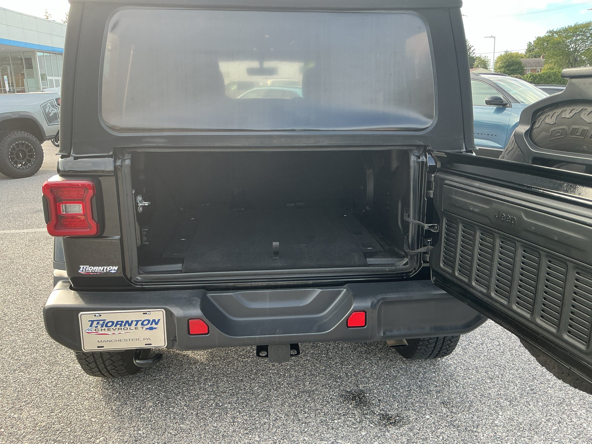 2019 Jeep Wrangler Unlimited Sahara 4x4