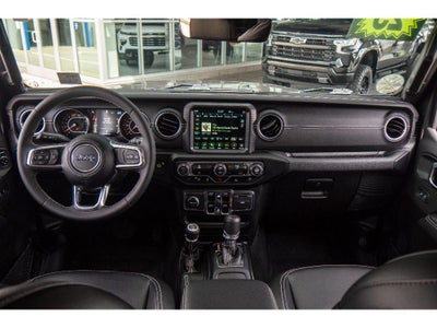 2023 Jeep Wrangler 4-Door Sahara 4x4