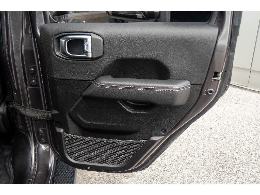 2023 Jeep Wrangler 4-Door Sahara 4x4