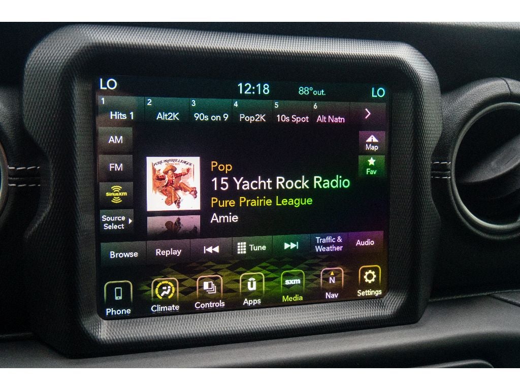 2023 Jeep Wrangler 4-Door Sahara 4x4