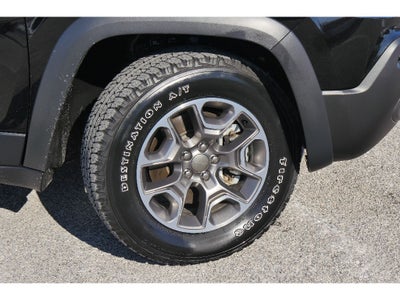 2022 Jeep Cherokee Trailhawk