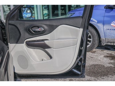 2022 Jeep Cherokee Latitude Lux 4x4