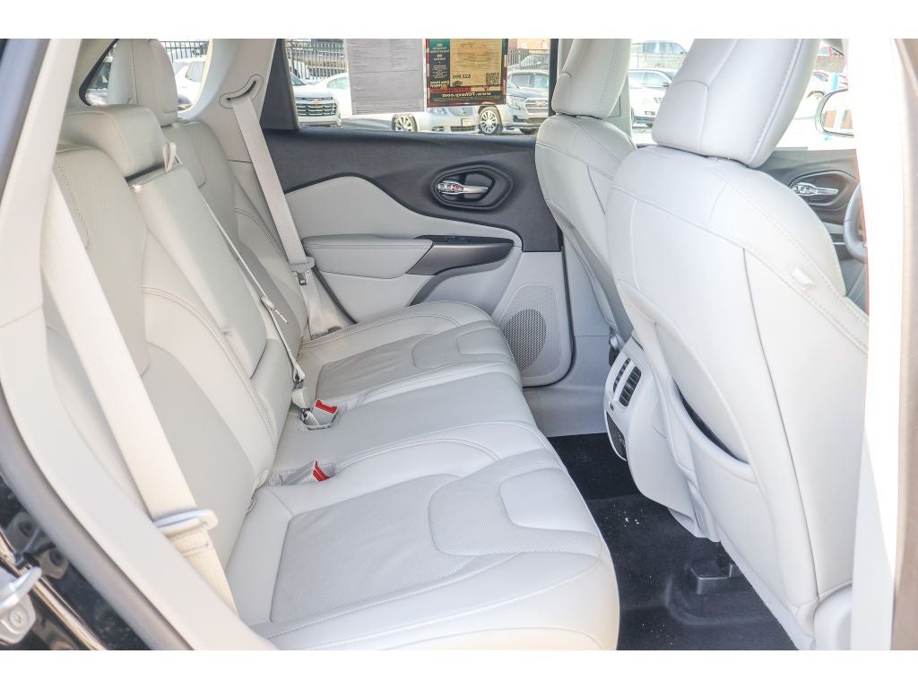 2022 Jeep Cherokee Latitude Lux 4x4