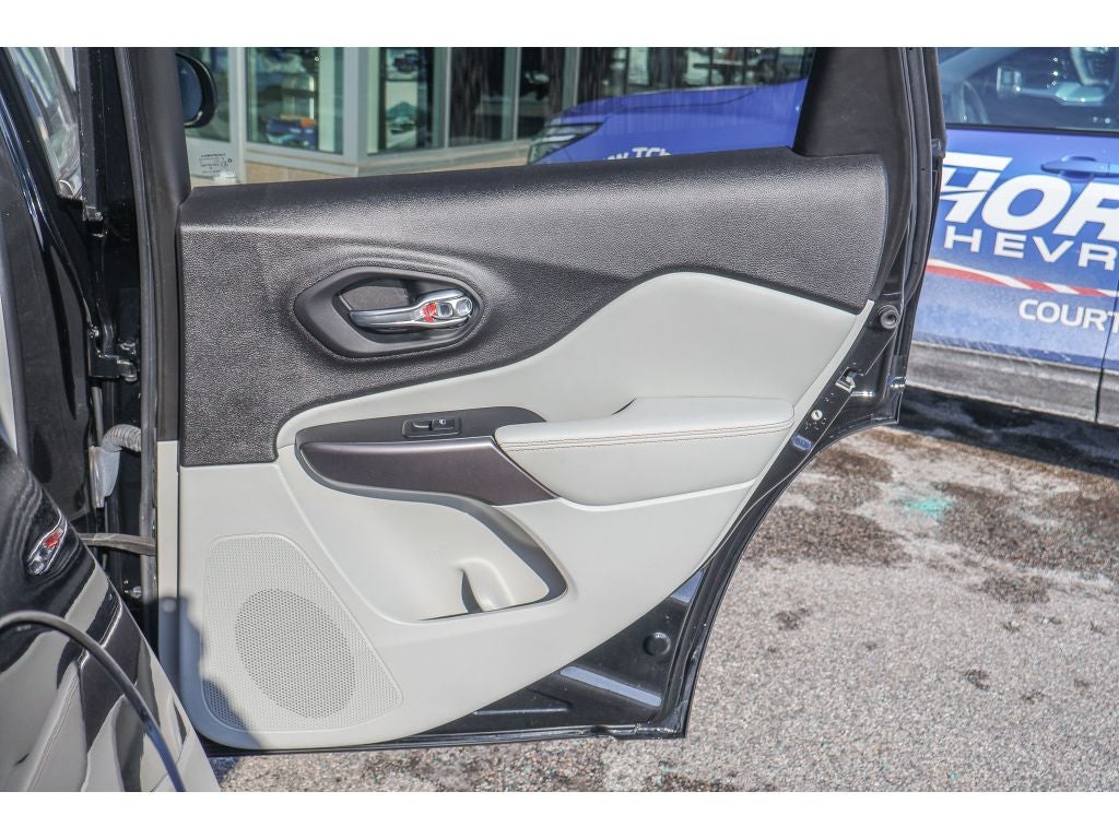 2022 Jeep Cherokee Latitude Lux 4x4