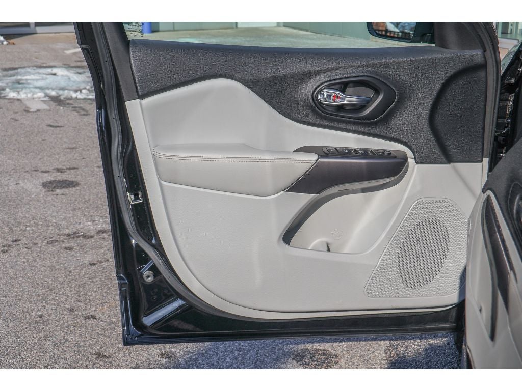 2022 Jeep Cherokee Latitude Lux 4x4