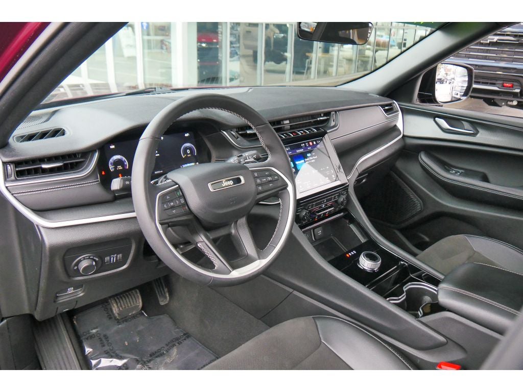 2023 Jeep Grand Cherokee Altitude 4x4