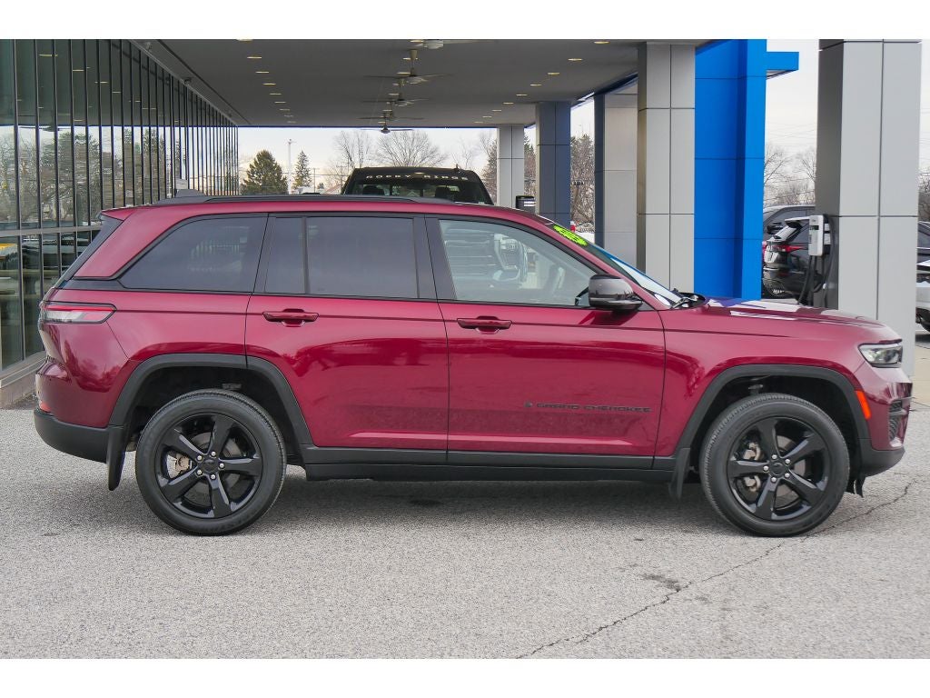 2023 Jeep Grand Cherokee Altitude 4x4