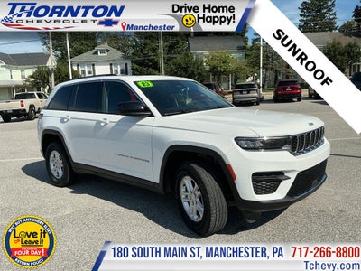 2023 Jeep Grand Cherokee Laredo 4x4