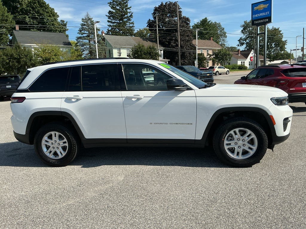 2023 Jeep Grand Cherokee Laredo 4x4