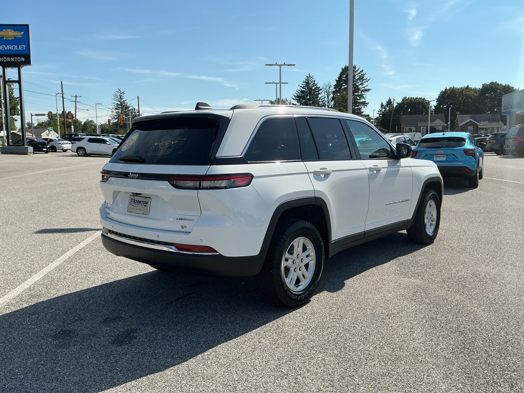 2023 Jeep Grand Cherokee Laredo 4x4