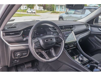 2023 Jeep Grand Cherokee L Laredo 4x4