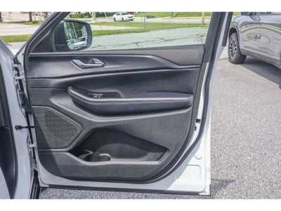 2023 Jeep Grand Cherokee L Laredo 4x4
