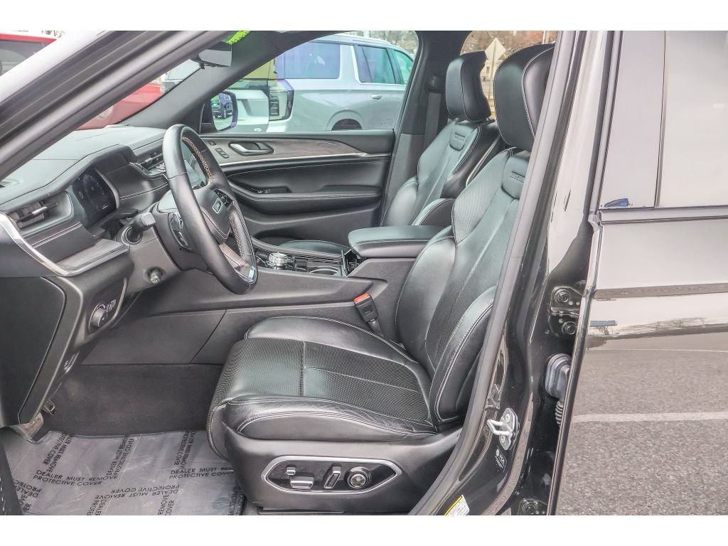 2022 Jeep Grand Cherokee L Overland 4x4