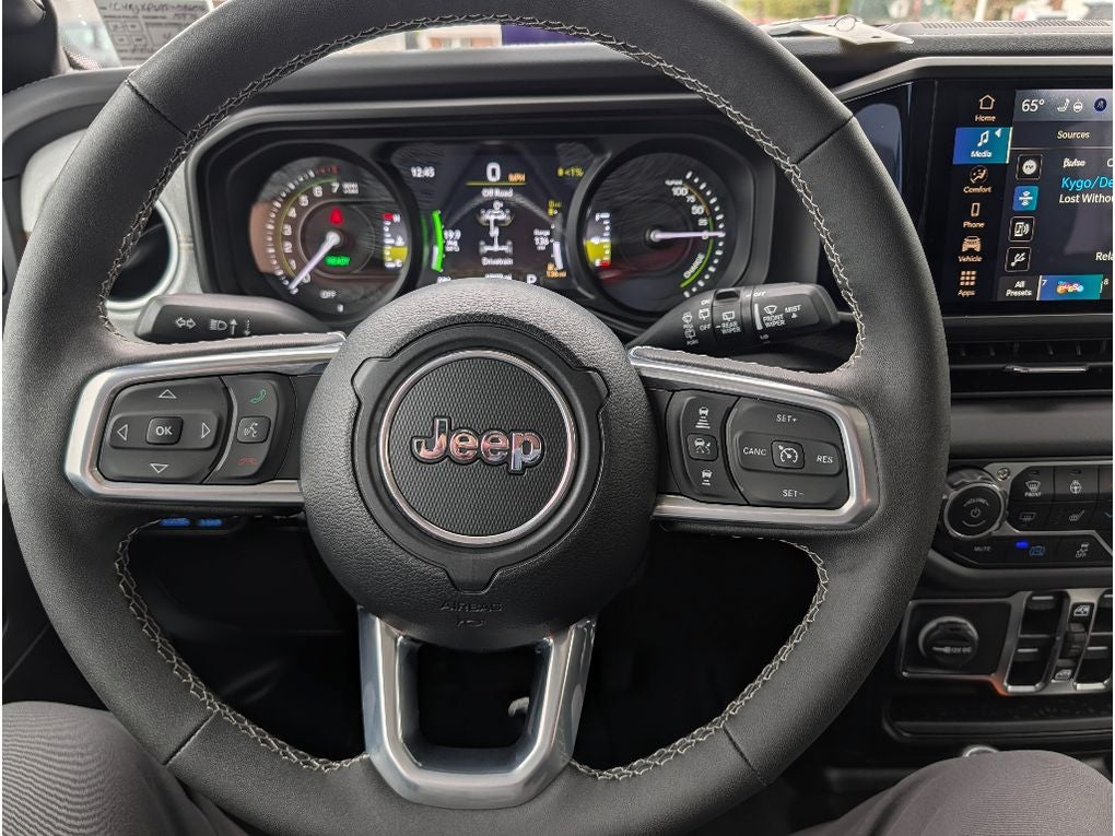 2025 Jeep Wrangler 4xe Sahara