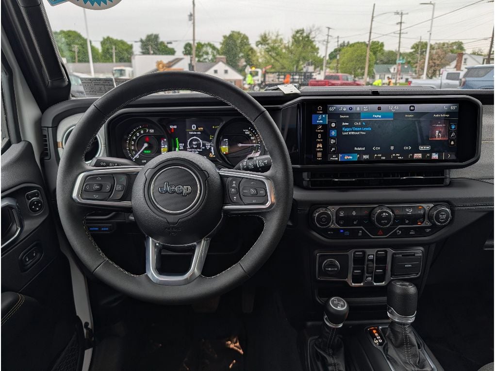 2025 Jeep Wrangler 4xe Sahara