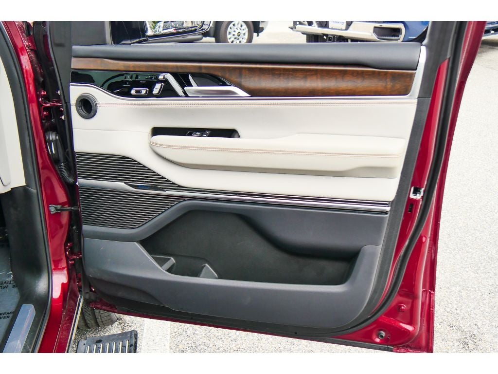 2022 Jeep Grand Wagoneer Series II 4x4