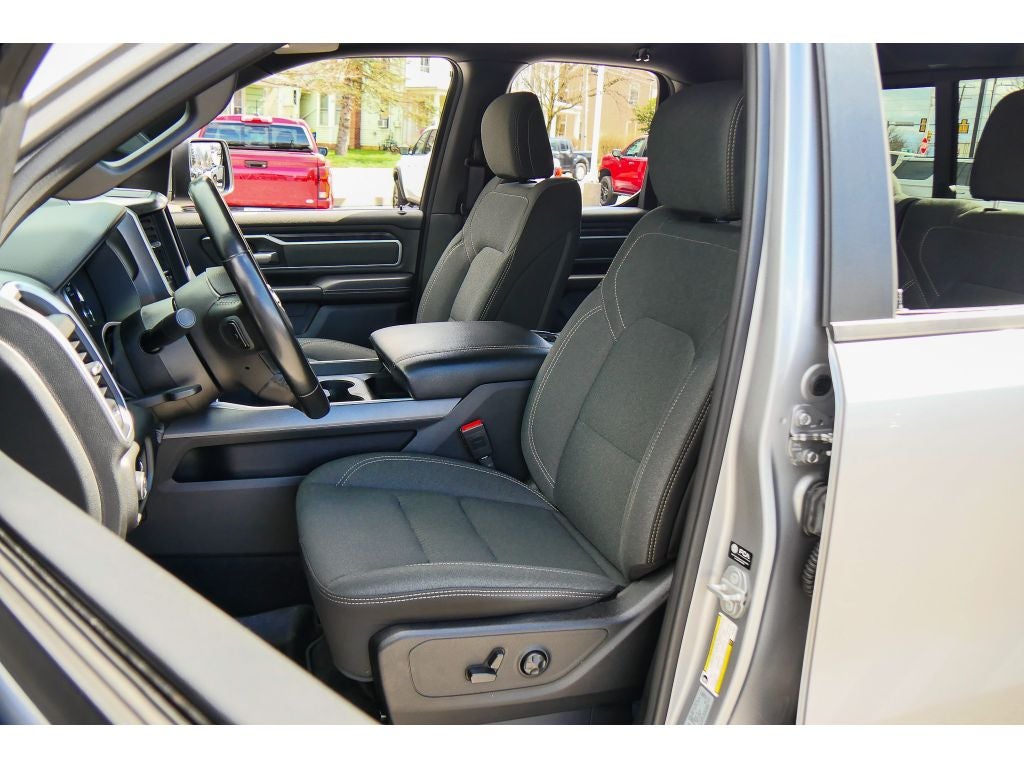 2021 RAM 1500 Big Horn Quad Cab 4x4 6'4" Box