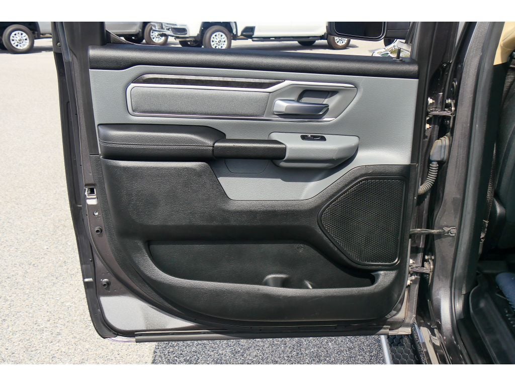 2019 RAM 1500 Big Horn/Lone Star Crew Cab 4x4 5'7" Box
