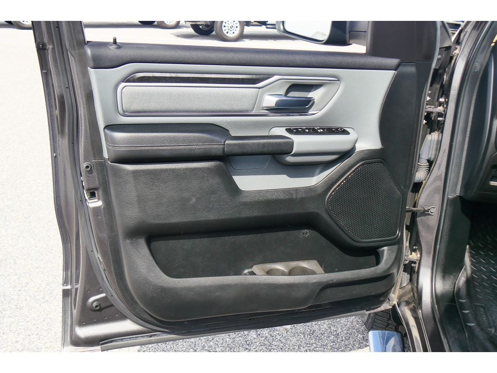 2019 RAM 1500 Big Horn/Lone Star Crew Cab 4x4 5'7" Box