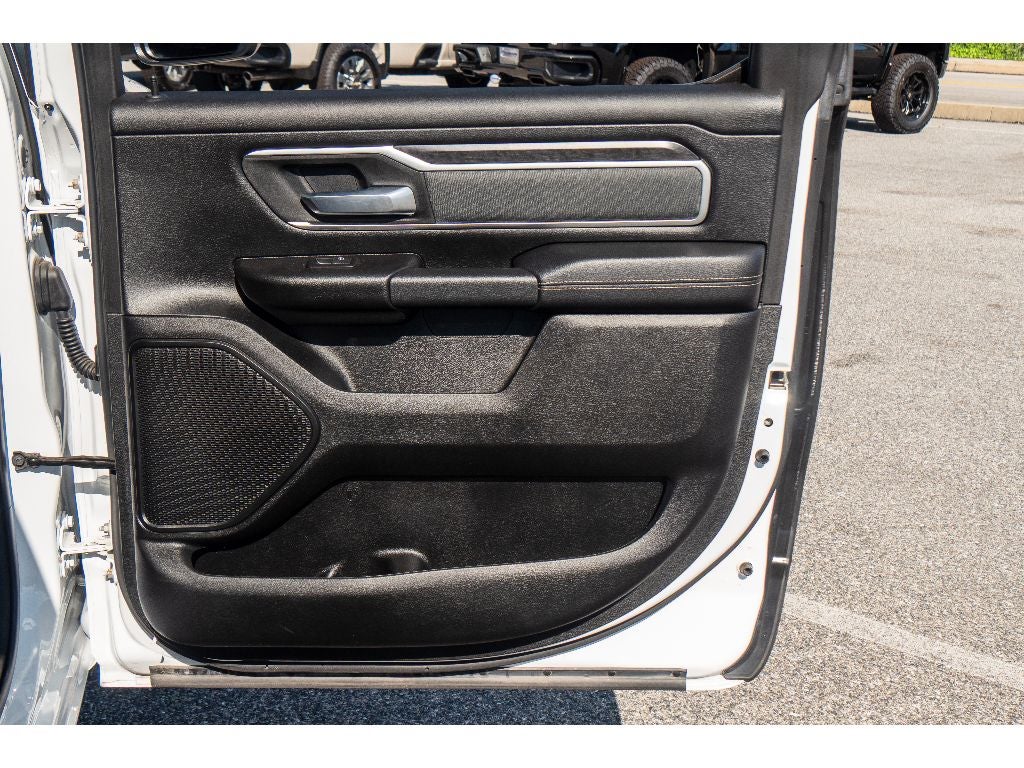 2022 RAM 1500 Big Horn Crew Cab 4x4 5'7" Box
