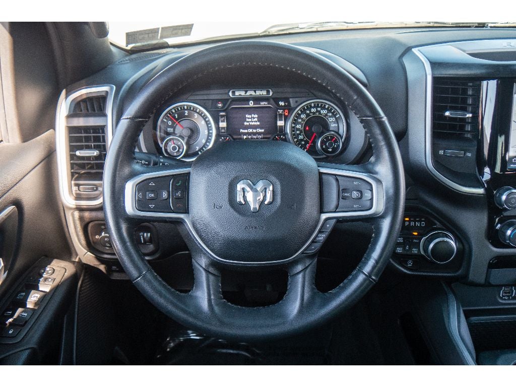 2022 RAM 1500 Big Horn Crew Cab 4x4 5'7" Box