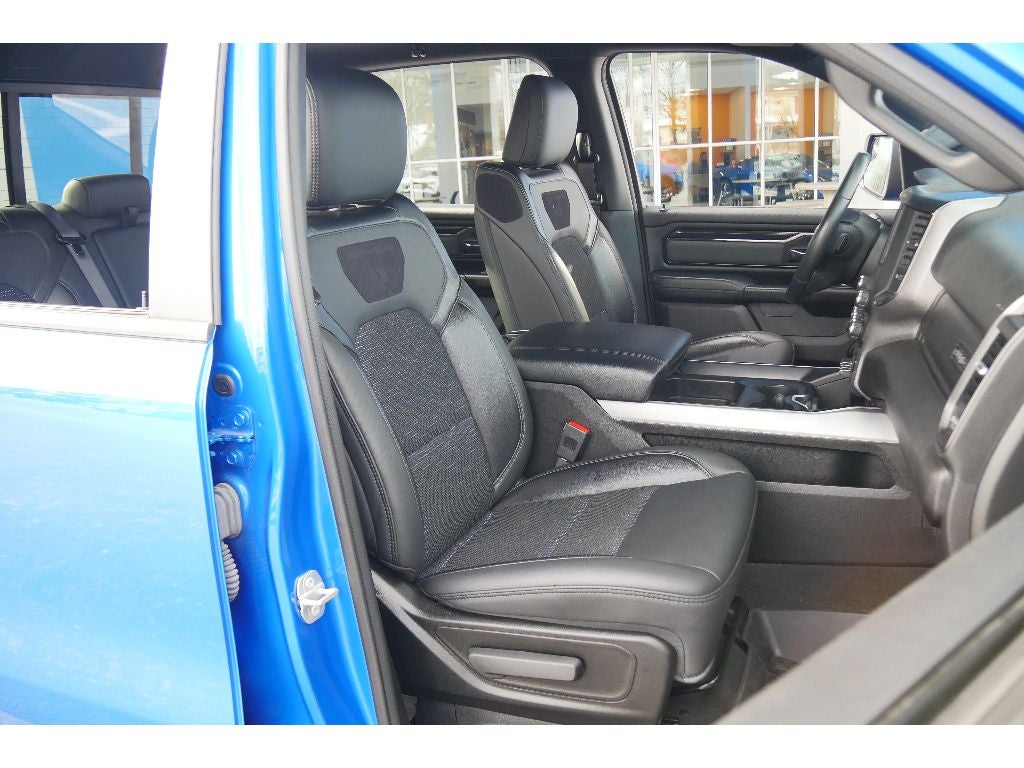 2023 RAM 1500 Big Horn Crew Cab 4x4 5'7" Box