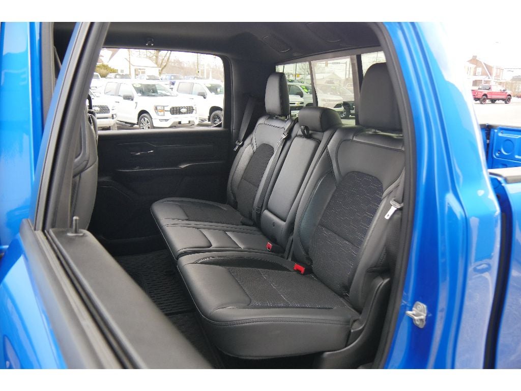 2023 RAM 1500 Big Horn Crew Cab 4x4 5'7" Box