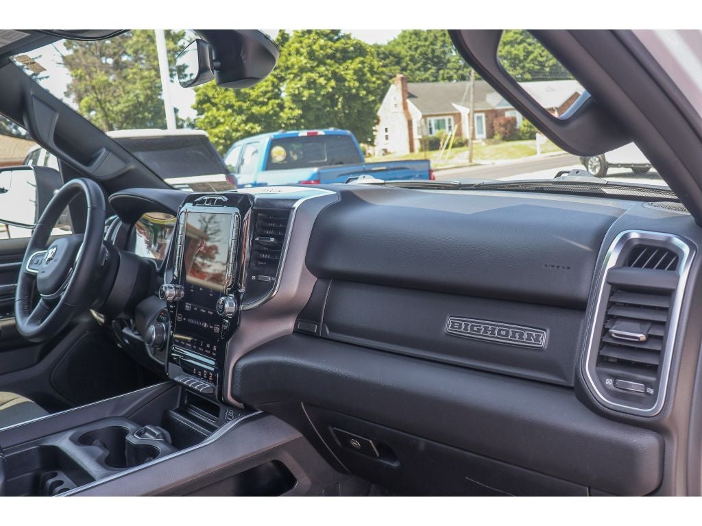 2024 RAM 1500 Big Horn Crew Cab 4x4 5'7" Box