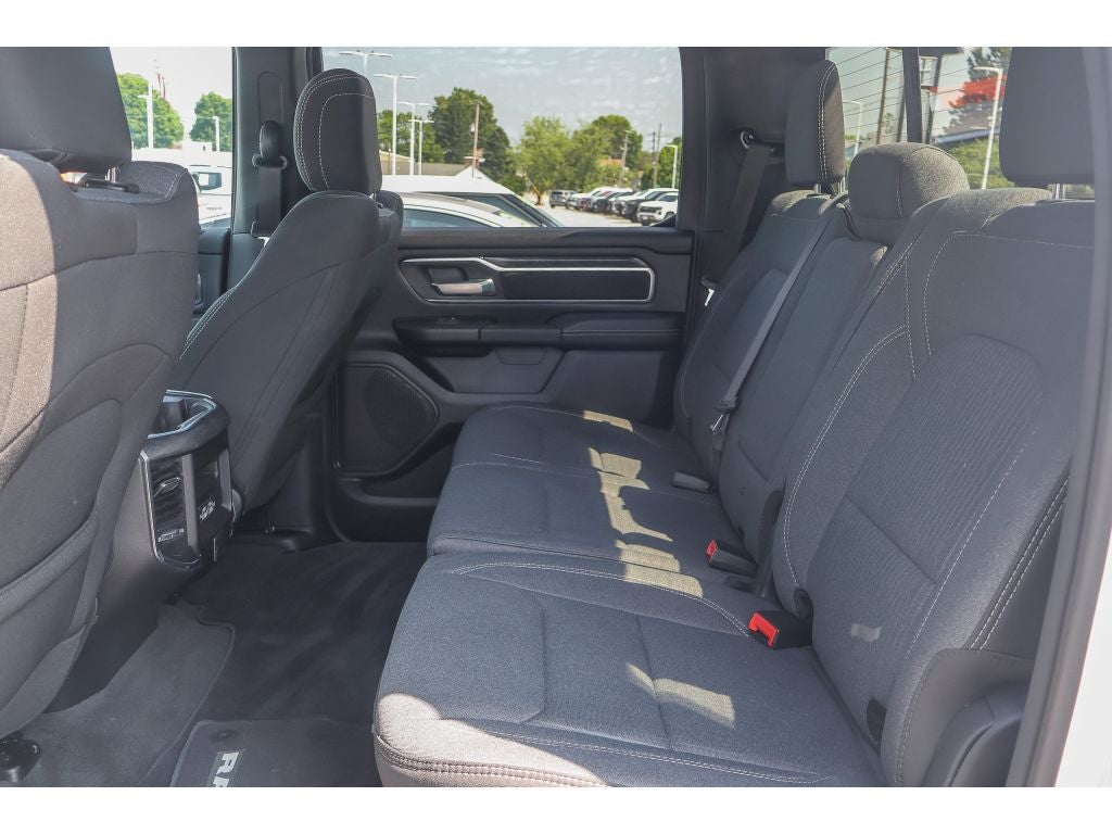 2024 RAM 1500 Big Horn Crew Cab 4x4 5'7" Box