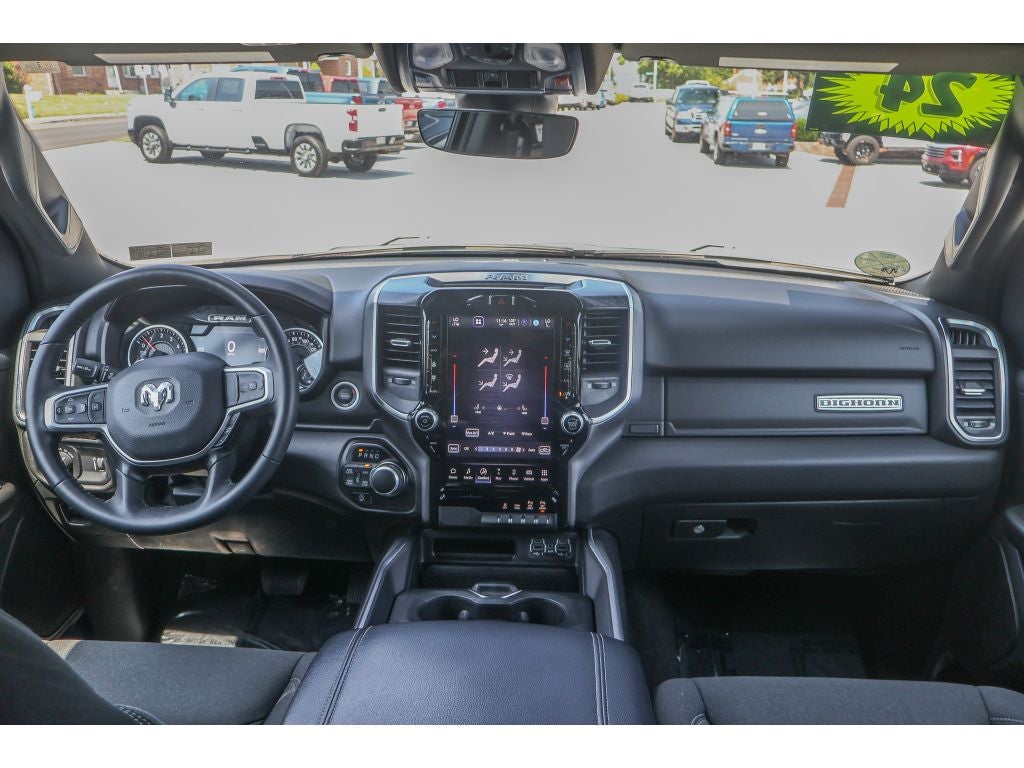 2024 RAM 1500 Big Horn Crew Cab 4x4 5'7" Box