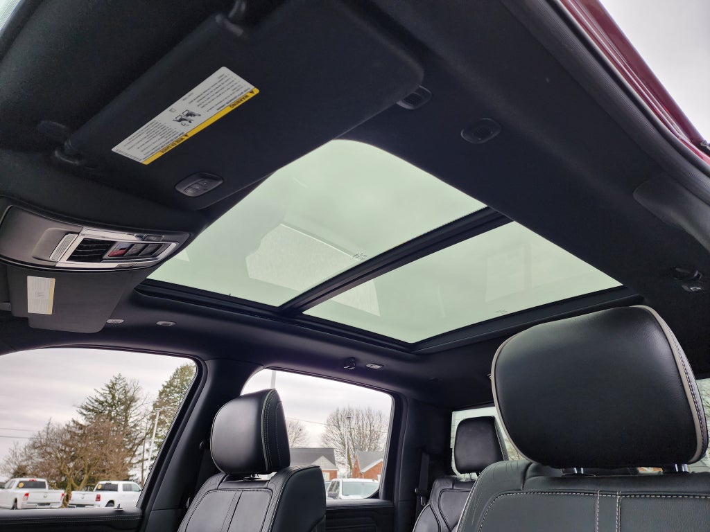 2019 RAM 1500 Limited Crew Cab 4x4 5'7" Box