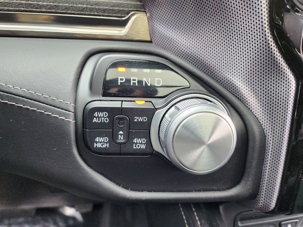 2019 RAM 1500 Limited Crew Cab 4x4 5'7" Box