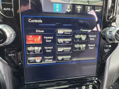 2019 RAM 1500 Limited Crew Cab 4x4 5'7" Box