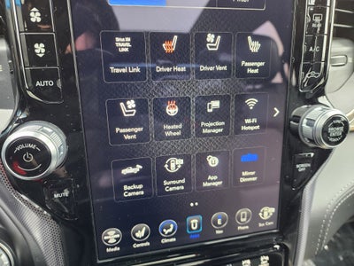 2019 RAM 1500 Limited Crew Cab 4x4 5'7" Box