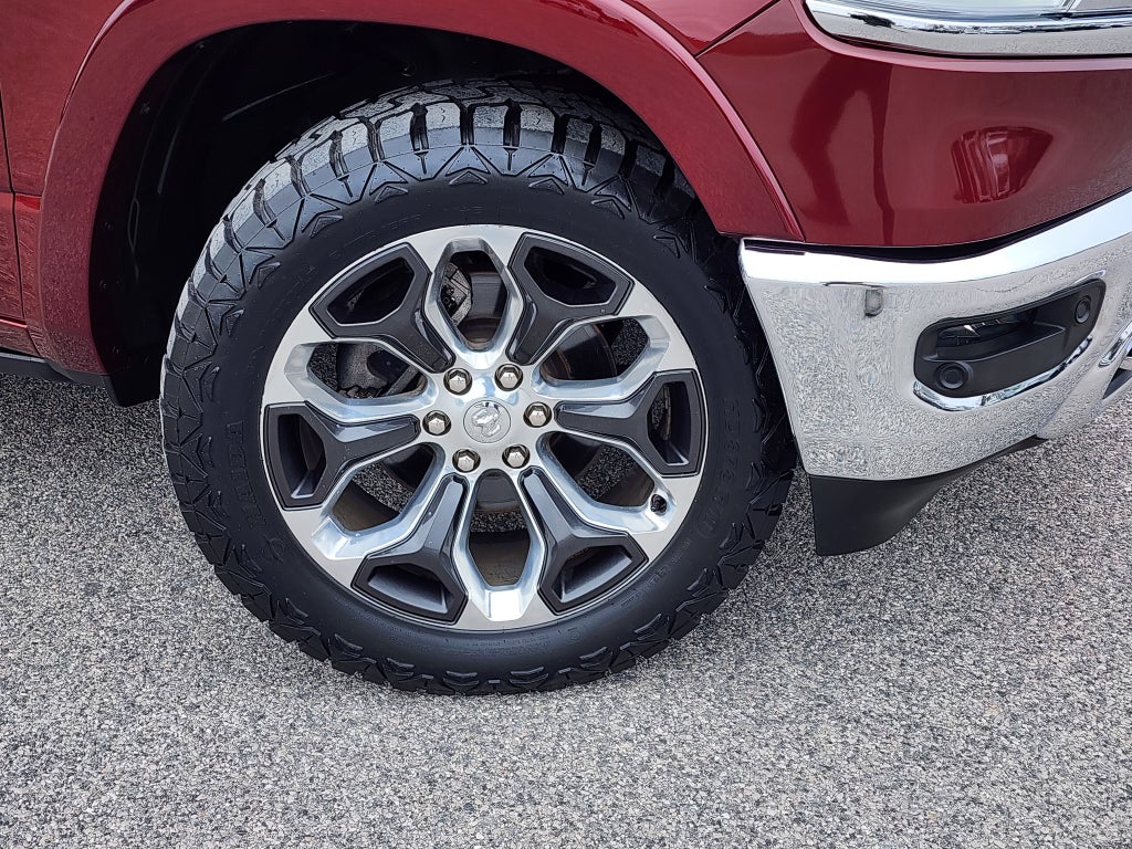 2019 RAM 1500 Limited Crew Cab 4x4 5'7" Box