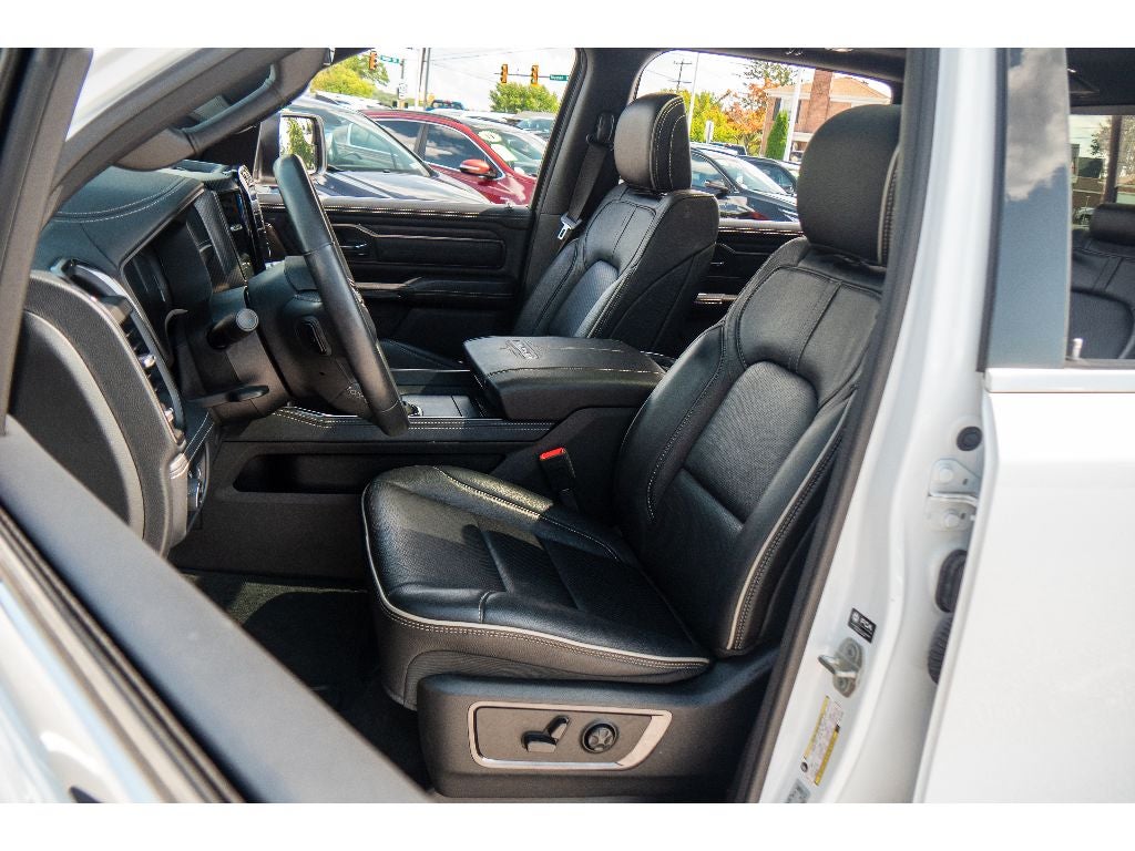 2024 RAM 1500 Limited Crew Cab 4x4 5'7" Box