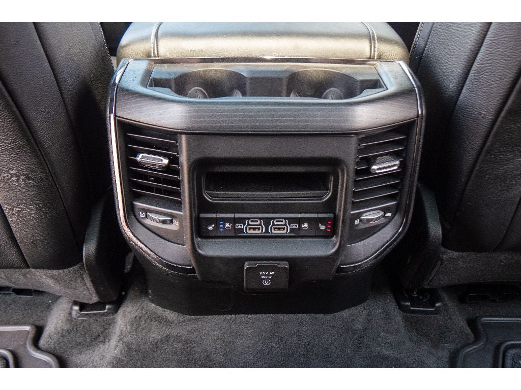 2024 RAM 1500 Limited Crew Cab 4x4 5'7" Box