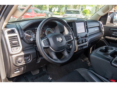 2020 RAM 1500 Laramie Crew Cab 4x4 5'7" Box