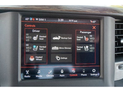 2020 RAM 1500 Laramie Crew Cab 4x4 5'7" Box