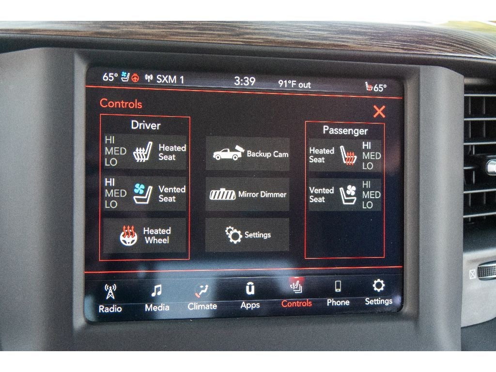 2020 RAM 1500 Laramie Crew Cab 4x4 5'7" Box