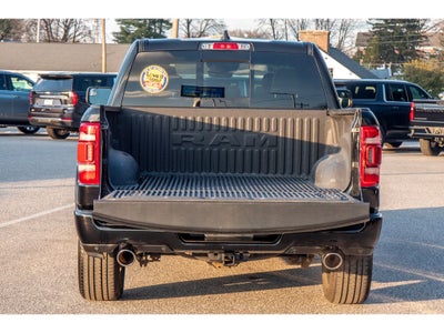2022 RAM 1500 Laramie Crew Cab 4x4 5'7" Box