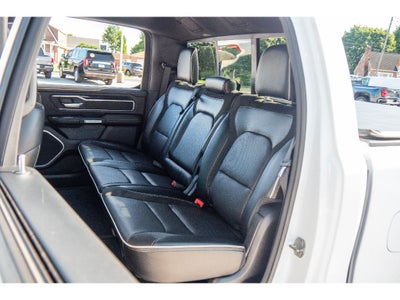 2020 RAM 1500 Laramie Crew Cab 4x4 5'7" Box
