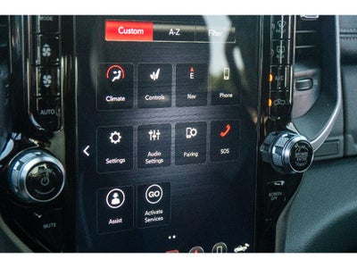 2020 RAM 1500 Laramie Crew Cab 4x4 5'7" Box
