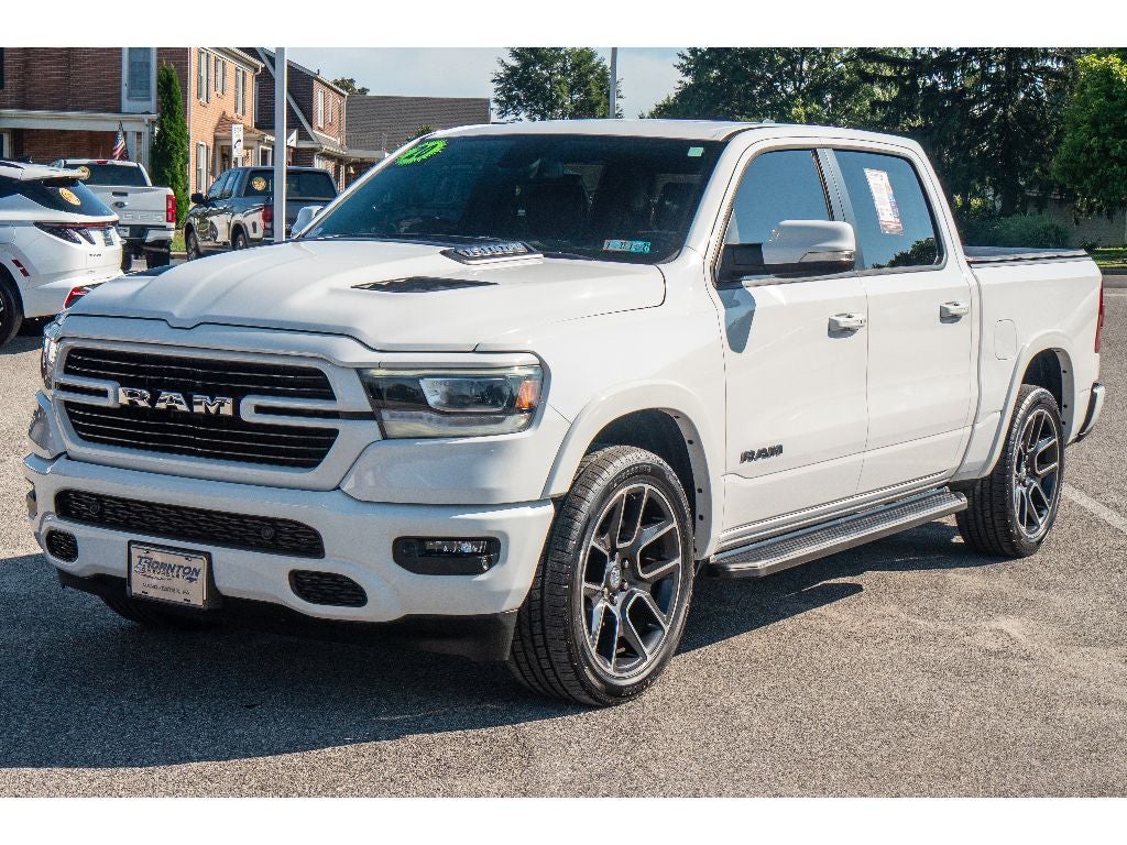 2020 RAM 1500 Laramie Crew Cab 4x4 5'7" Box
