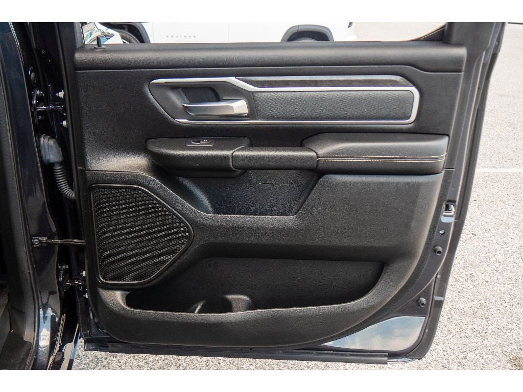 2021 RAM 1500 Big Horn Crew Cab 4x4 6'4" Box