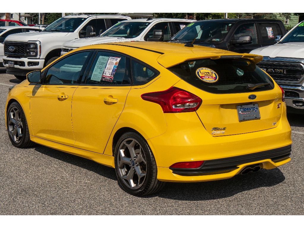 2017 Ford Focus ST ST