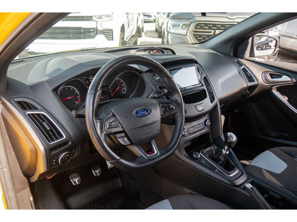 2017 Ford Focus ST ST